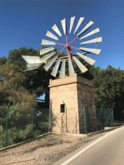 An old wind pump