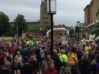 Run Norwich: big crowds