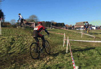 Diss CX youth race
