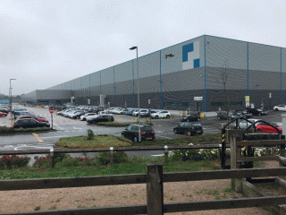 Ibstock: a huge Amazon warehouse