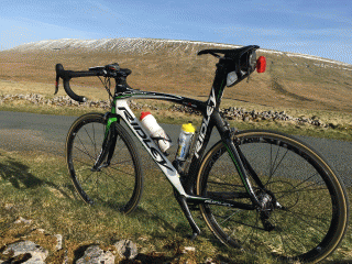 Yorkshire Dales: cycling past Whernside