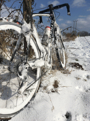 Cycling in the snow on a cx bike