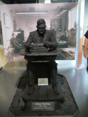 Bletchley Park: Alan Turing statue